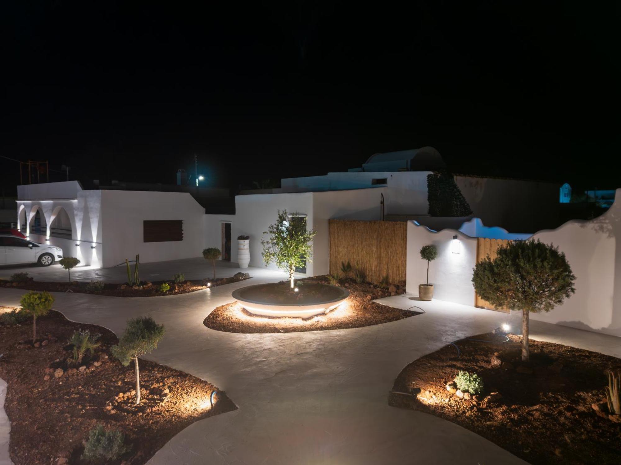 Electra Suites & Spa Perissa Exterior foto